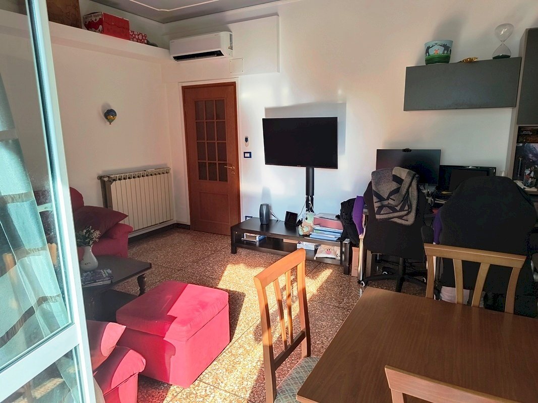 01_soggiorno.jpg - Quadrilocale Albissola Marina - foto 3