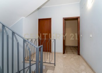 Via Monsignor Salvatore Bella 2 (9).jpg - Trilocale Via Monsignor Salvatore Bella 2, Aci Catena - foto 7