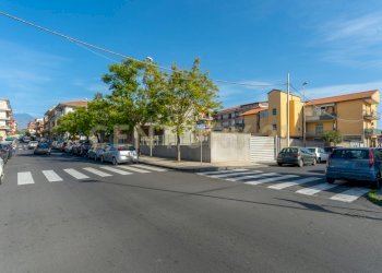 Via Alfred Nobel 84 (1).jpg - Locale Commerciale Via Alfred Nobel snc, Misterbianco - foto 14