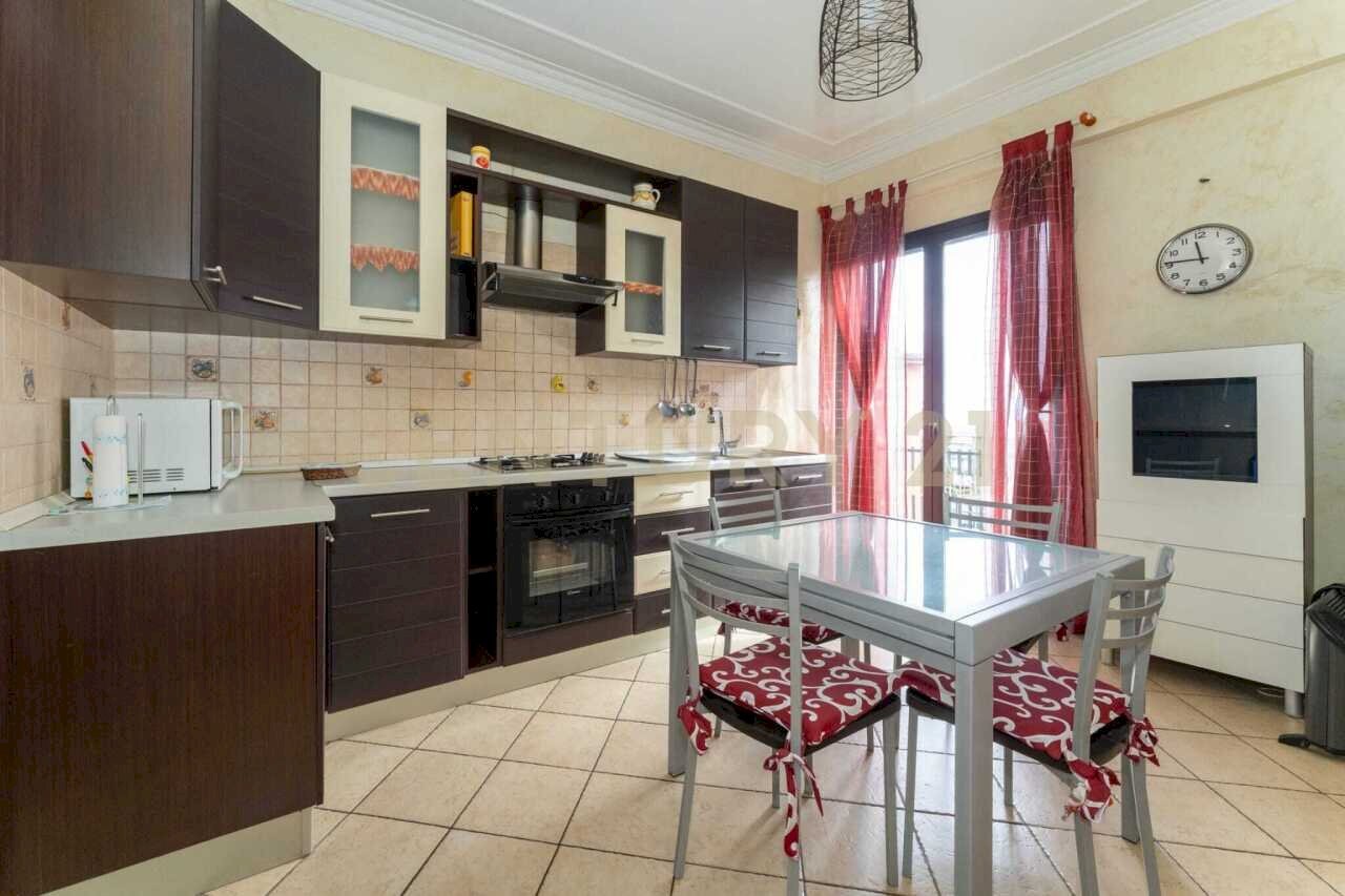 3.jpg - Trilocale Corso San Vito 128, Mascalucia - foto 3