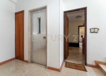 14.jpg - Trilocale Corso San Vito 128, Mascalucia - foto 16