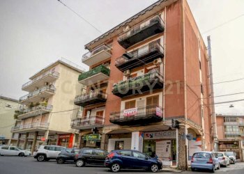 17.jpg - Trilocale Corso San Vito 128, Mascalucia - foto 19