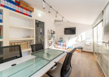 Bottega Cannizzaro (20).jpg - Commercial Premises Via Firenze 205, Aci Castello - photo 19