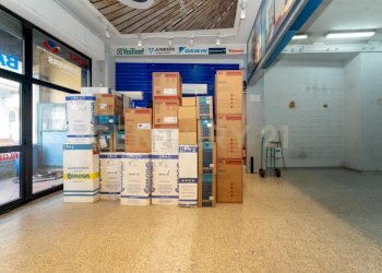 Bottega Cannizzaro (3).jpg - Commercial Premises Via Firenze 205, Aci Castello - photo 4