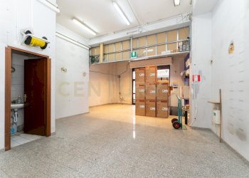 Bottega Cannizzaro (11).jpg - Commercial Premises Via Firenze 205, Aci Castello - photo 12