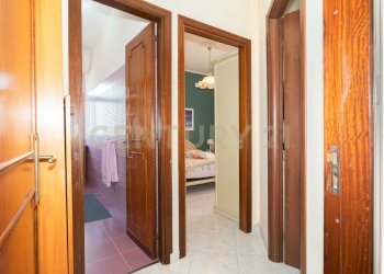 DSC00351.jpg - Quadrilocale Largo Campania 55, Catania - foto 13