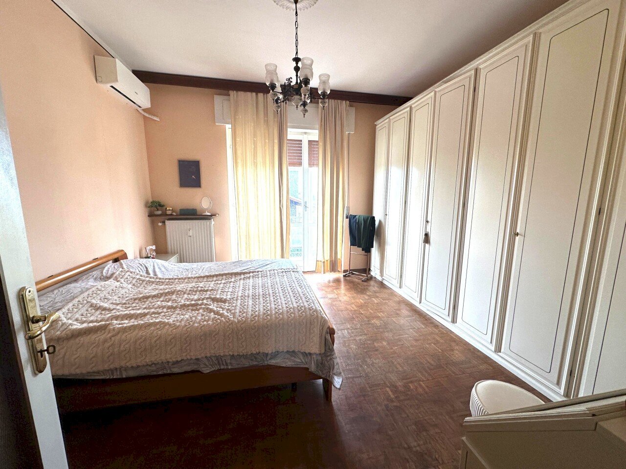 Camera da letto - Three-room apartment Via G.B.Borino 1, Palestro - photo 3