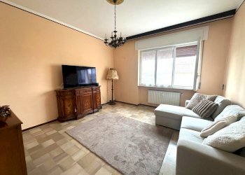 Salotto - Appartamento Via G.B.Borino 1, Palestro - foto 1