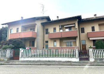 IMG-20251004-WA0001.jpg - Casa indipendente Via Marilla Rigazio 22, Vercelli - foto 2