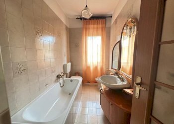 IMG-20251004-WA0031.jpg - Casa indipendente Via Marilla Rigazio 22, Vercelli - foto 15