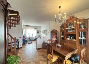 IMG-20251004-WA0014.jpg - Casa indipendente Via Marilla Rigazio 22, Vercelli - foto 21