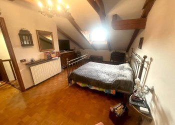 IMG-20251006-WA0037.jpg - Casa indipendente Via Marilla Rigazio 22, Vercelli - foto 30