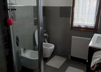 daad979e-a9b7-45e7-b536-13ce61cf3fc4.jpg - Villa Villata - photo 17