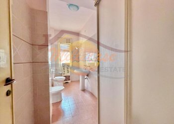 7ef2623f-f314-4b91-90de-6cf7a2438260.jpeg - Quadrilocale VIALE SANTA PANAGIA, Siracusa - foto 3