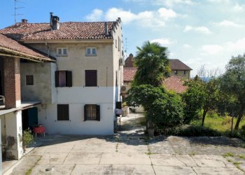 dji_fly_20250707_102902_168_1751876956394_photo_op - Terratetto - Terracielo Strada San Giorgio 8, Torino - foto 1
