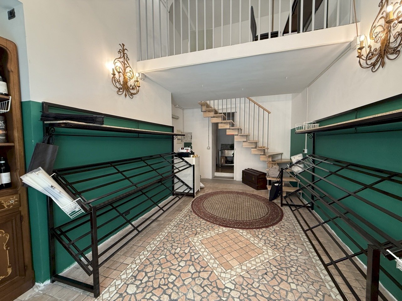 IMG_0050.JPG - Locale Commerciale Via Goito 3, Torino (zona San Salvario) - foto 1