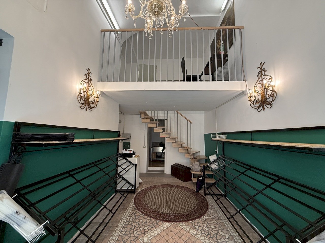 IMG_0056.JPG - Locale Commerciale Via Goito 3, Torino (zona San Salvario) - foto 2