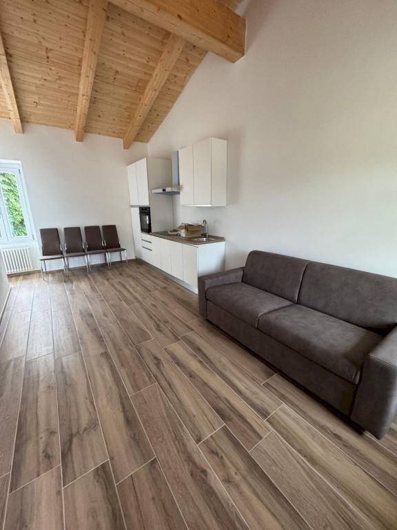 One-room apartment Pinerolo - photo 1