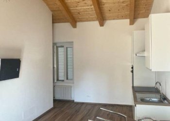 One-room apartment Pinerolo - photo 4