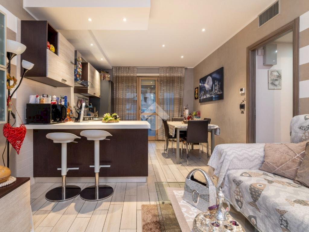 Trilocale Via Cristoforo Colombo, Caselle Torinese - foto 1