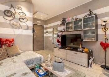 Trilocale Via Cristoforo Colombo, Caselle Torinese - foto 2