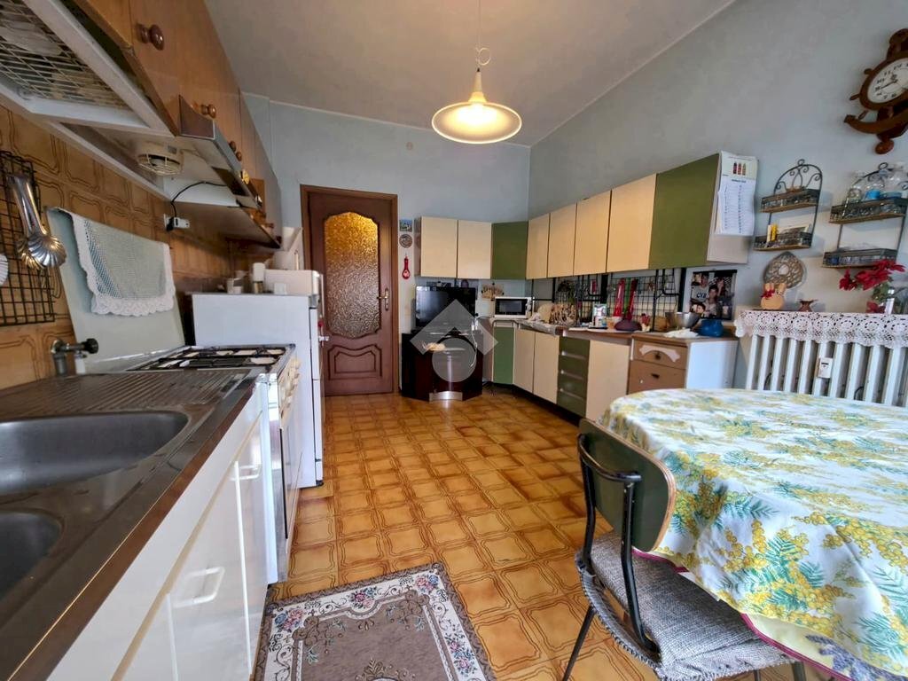 Four-room apartment Viale carrù, Rivoli - photo 2