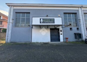 Capannone Via sant'ambrogio, Romentino - foto 1