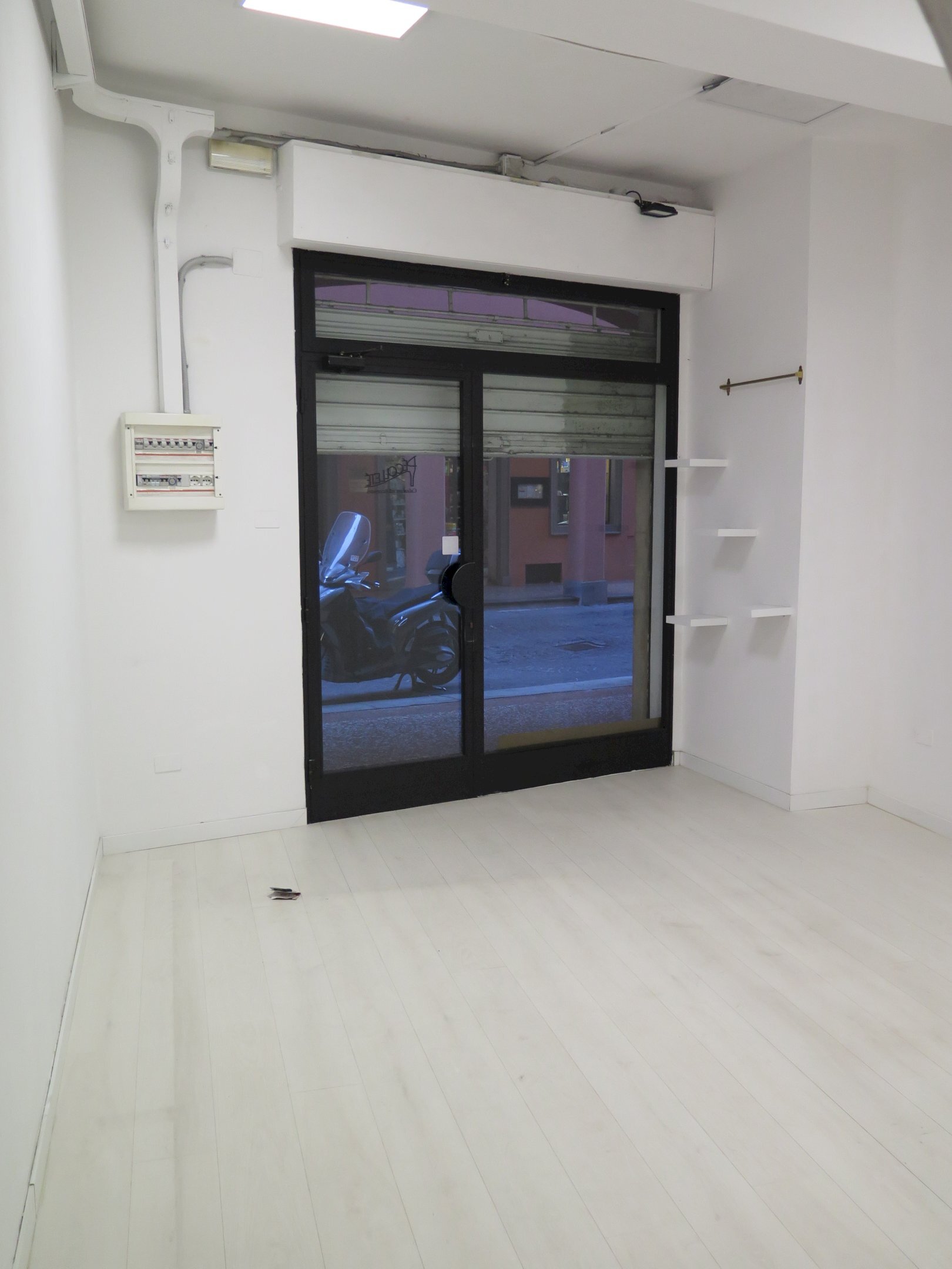 Negozio Bologna (zona Centro Storico) - foto 3