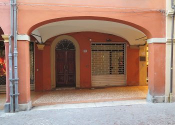 Shop Bologna (neighborhood Centro Storico) - photo 1