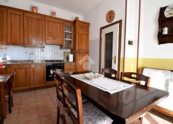Three-room apartment Via Achille Grandi, Pieve Emanuele - photo 5