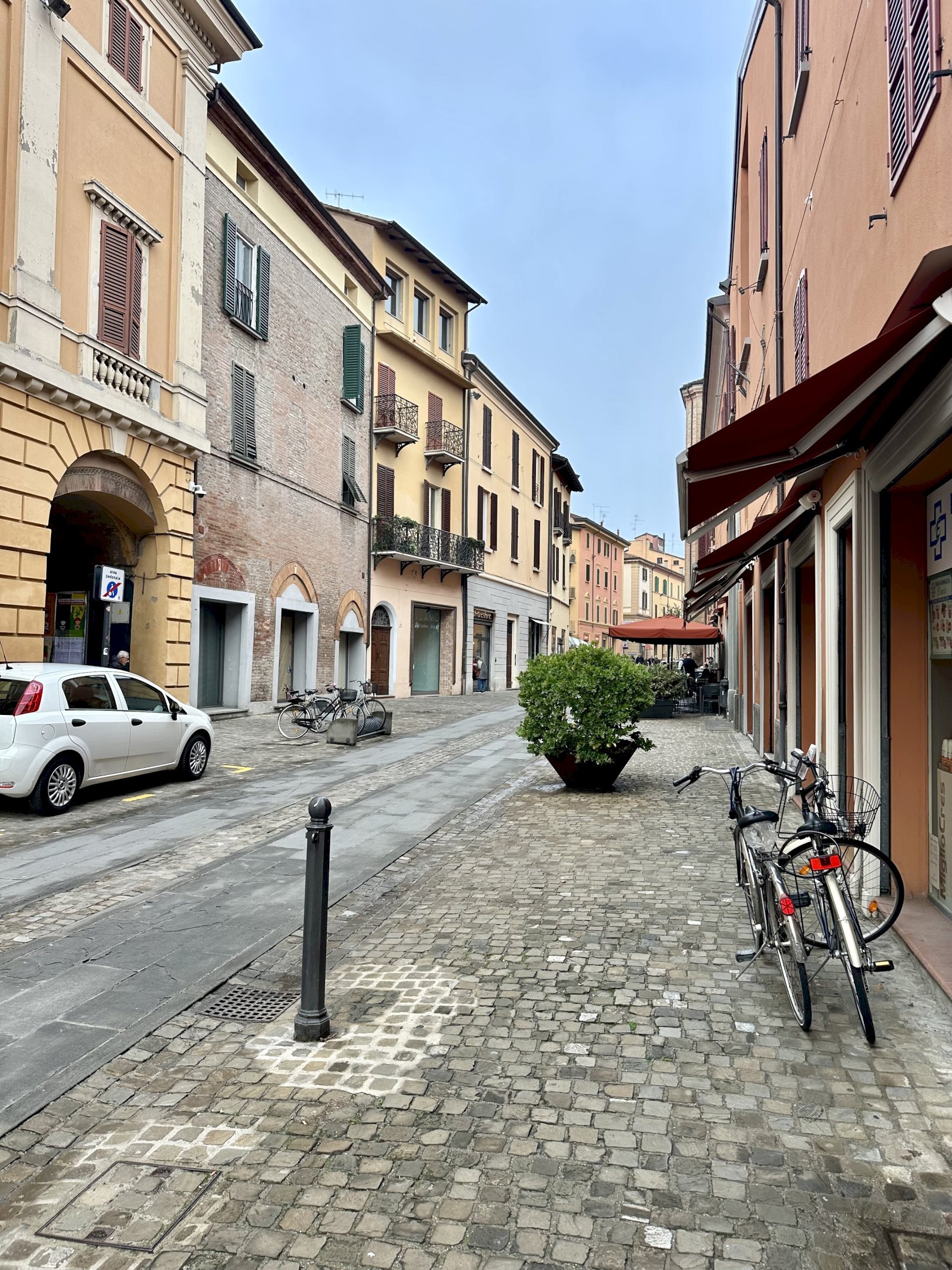 Zona - Locale Commerciale via Emilia, 266, Imola - foto 3