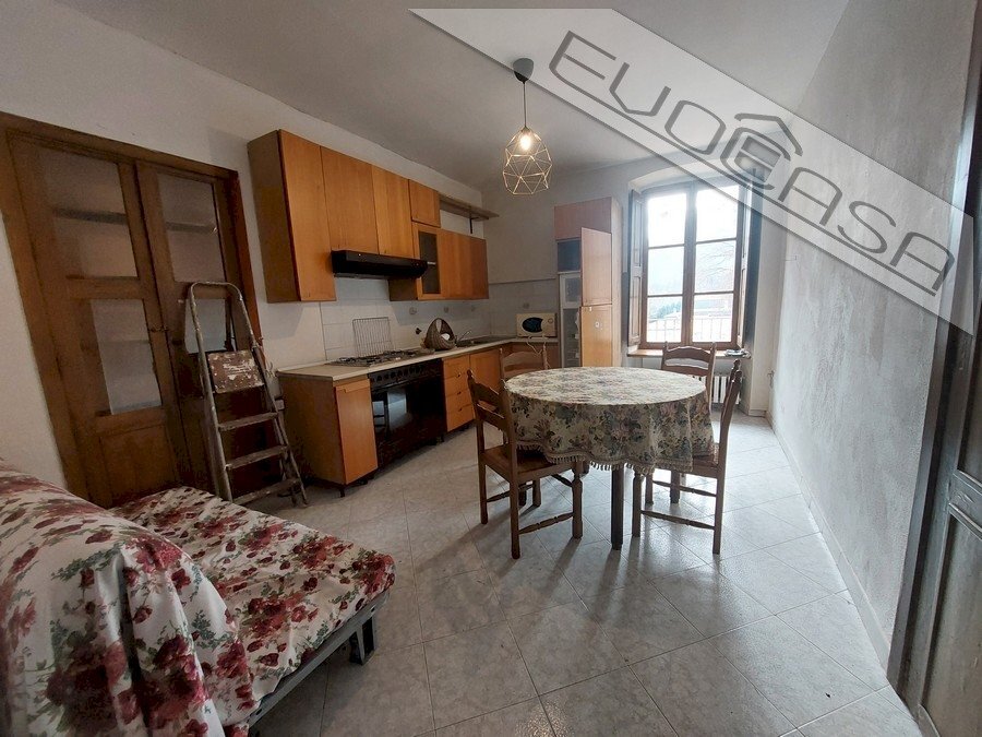 Trilocale Via Vittorio Veneto 41, San Germano Chisone - foto 1