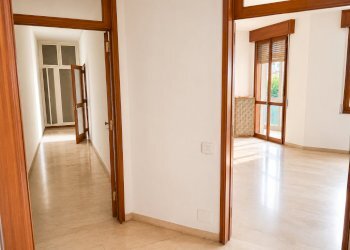 Apartment Viale Carlo Sigonio, Modena (neighborhood Buon Pastore - Parco Amendola) - photo 20