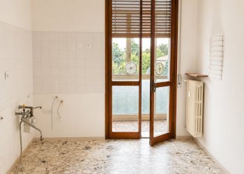 Apartment Viale Carlo Sigonio, Modena (neighborhood Buon Pastore - Parco Amendola) - photo 21
