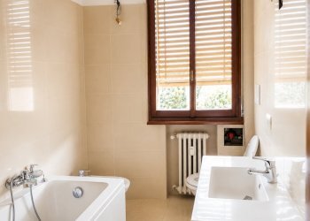 Apartment Viale Carlo Sigonio, Modena (neighborhood Buon Pastore - Parco Amendola) - photo 24