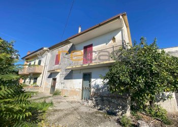 Foto 3 - Casa semi indipendente Contrada Incassata
 
snc, Montecorvino Rovella - foto 3