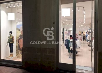 Foto 2 - Locale Commerciale Corso Umberto
 
103, Brindisi - foto 2