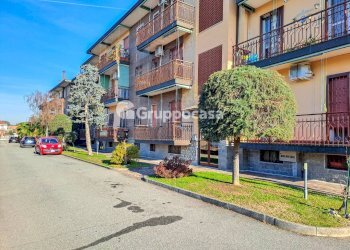 Foto 2 - Bilocale Via Gramsci
 
91, Magenta - foto 2