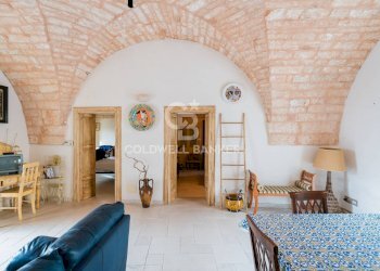 Foto 3 - Quadrilocale Via Martina Franca
 
1, Cisternino - foto 3