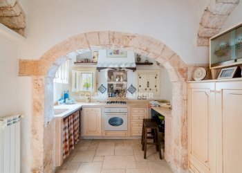 Foto 5 - Quadrilocale Via Martina Franca
 
1, Cisternino - foto 5