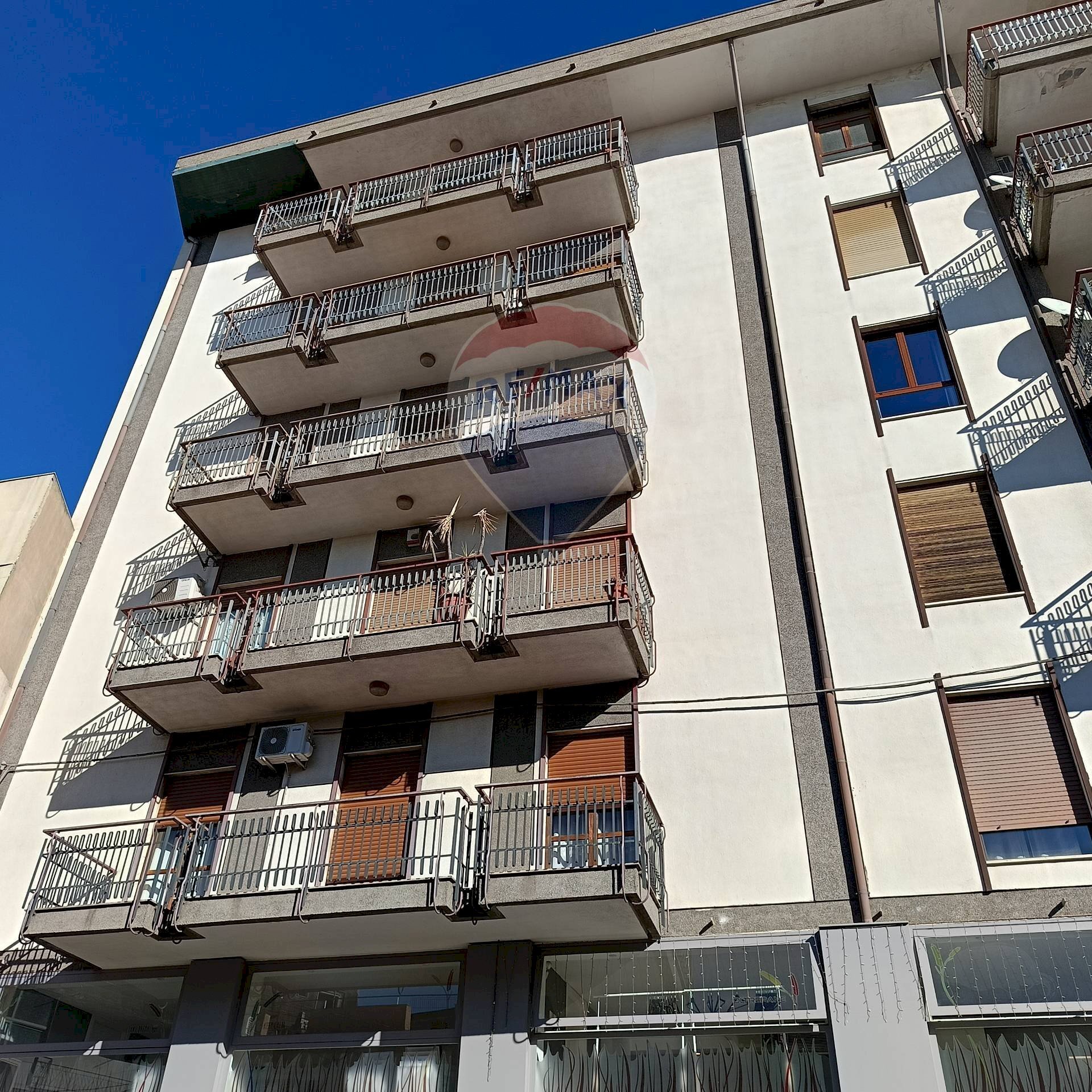 Edificio all\'aperto - Appartamento Via Emanuele Bellia
 
204, Paterno - foto 1