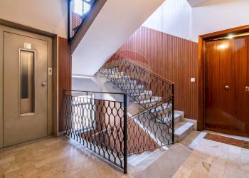 Scale - Appartamento Corso Indipendenza
 
251, Catania - foto 35