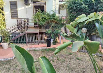 Giardino - Appartamento Viale Angelo Vasta
 
4, Catania - foto 3