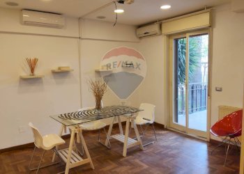 Sala da pranzo - Appartamento Viale Angelo Vasta
 
4, Catania - foto 21