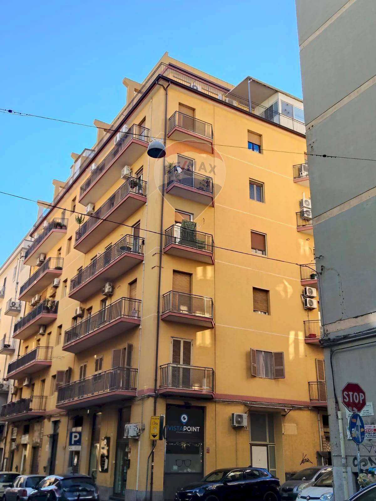Edificio all\'aperto - Appartamento Via Genova
 
18, Catania - foto 2