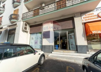 Edificio all\'aperto - Locale Commerciale via nuovaluce
97, Tremestieri Etneo - foto 5