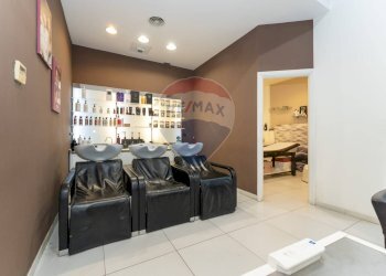 Soggiorno - Locale Commerciale via nuovaluce
97, Tremestieri Etneo - foto 24