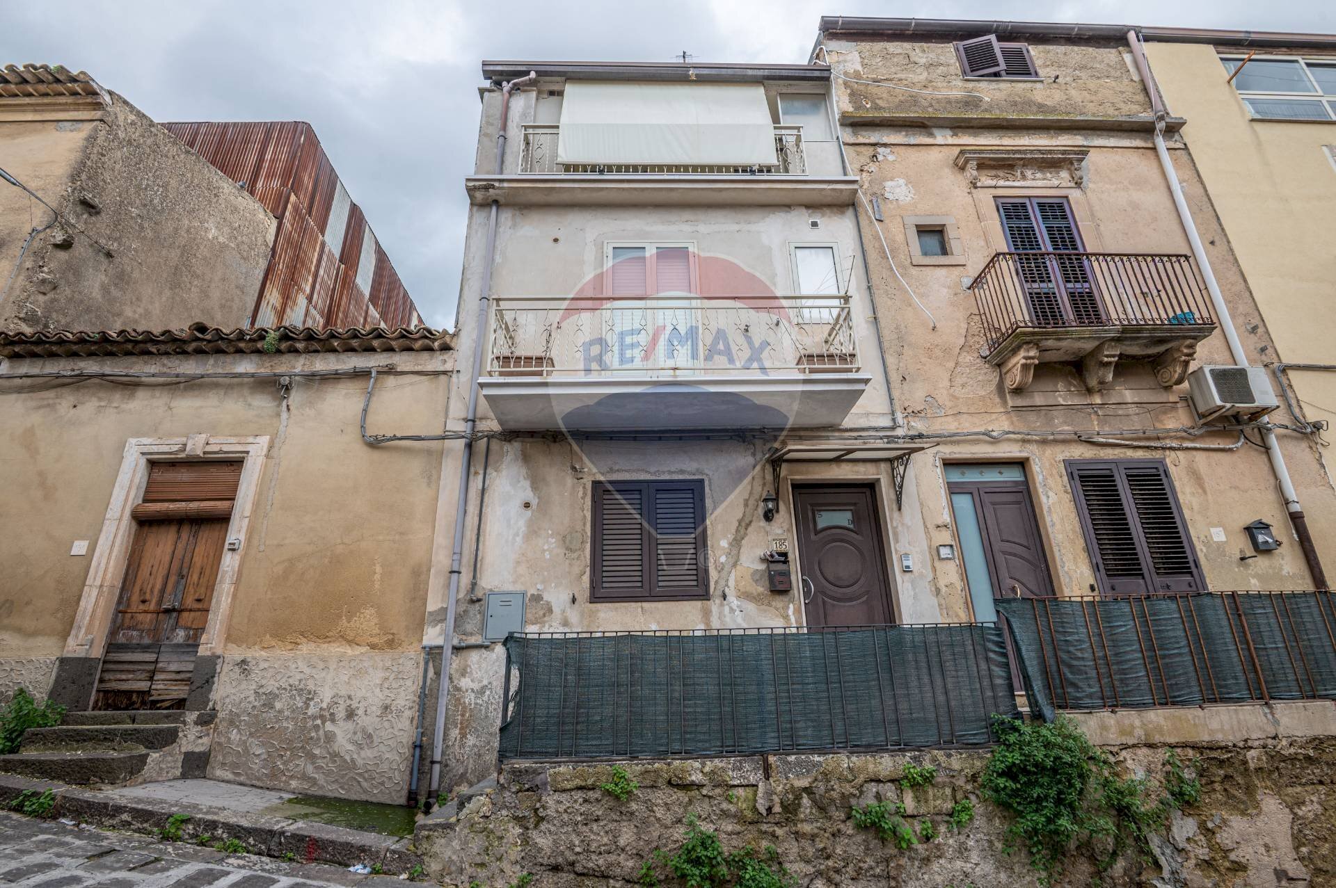 Edificio all\'aperto - Quadrilocale Via Enrico Cialdini
 
185, Grammichele - planimetria 1