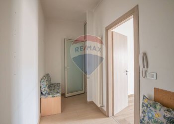 Hall / corridoio - Quadrilocale Via Enrico Cialdini
 
185, Grammichele - foto 3