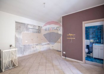 Stanza vuota - Quadrilocale Via Enrico Cialdini
 
185, Grammichele - foto 8